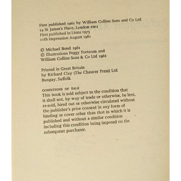 Lot of 2 Paddington Bear Books A Bear Called Paddington & Abroad Paperback 1981 - Picture 4 of 5